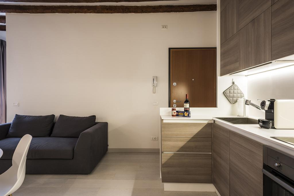 Myplace Santa Maria Formosa Apartment Venesia Bagian luar foto