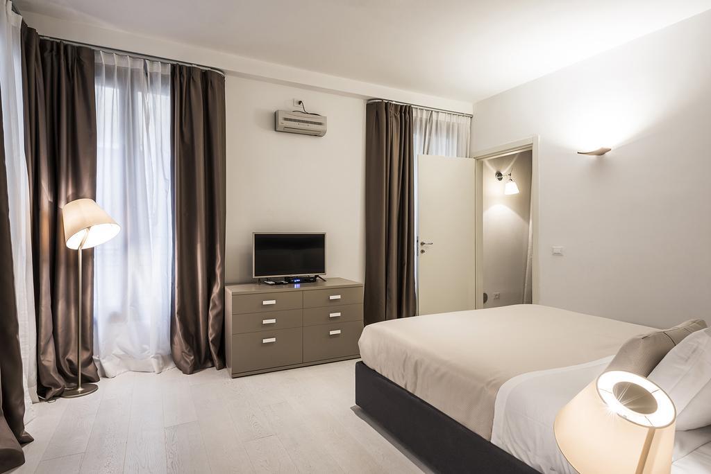 Myplace Santa Maria Formosa Apartment Venesia Bagian luar foto
